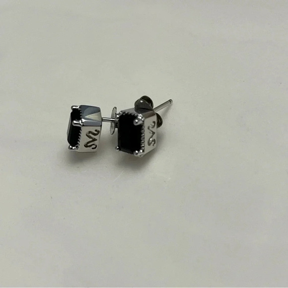 SIMPLY VERA VERA WANG 925 SAI Rectangle STERLING SILVER STUD EARRINGS - Picture 4 of 10